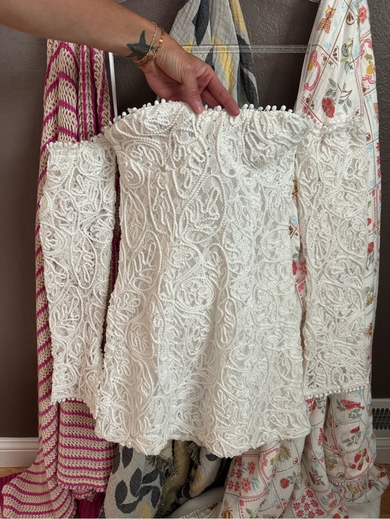 12th Tribe Dresses & Skirts - 12th Tribe White Strapless Textured Lace Mini Dress with Detachable Long Sleeves